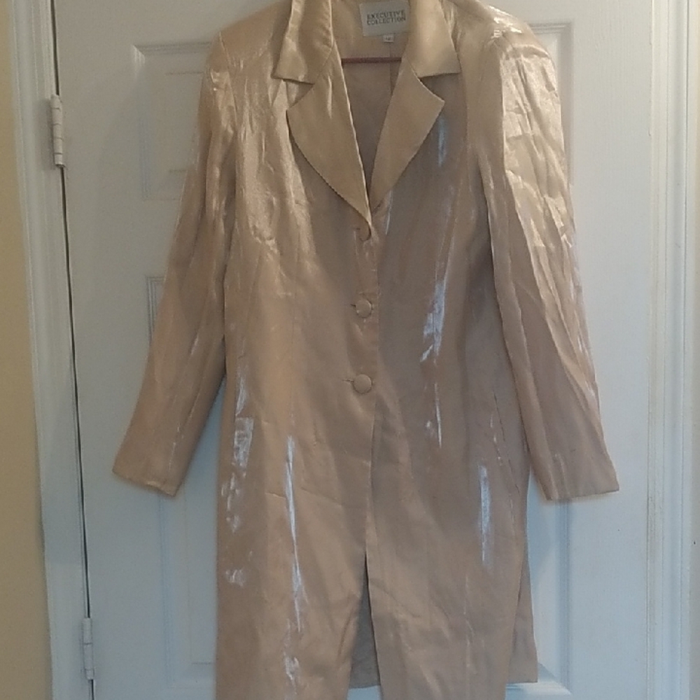 Shimmering Beige Midi Dress Coat